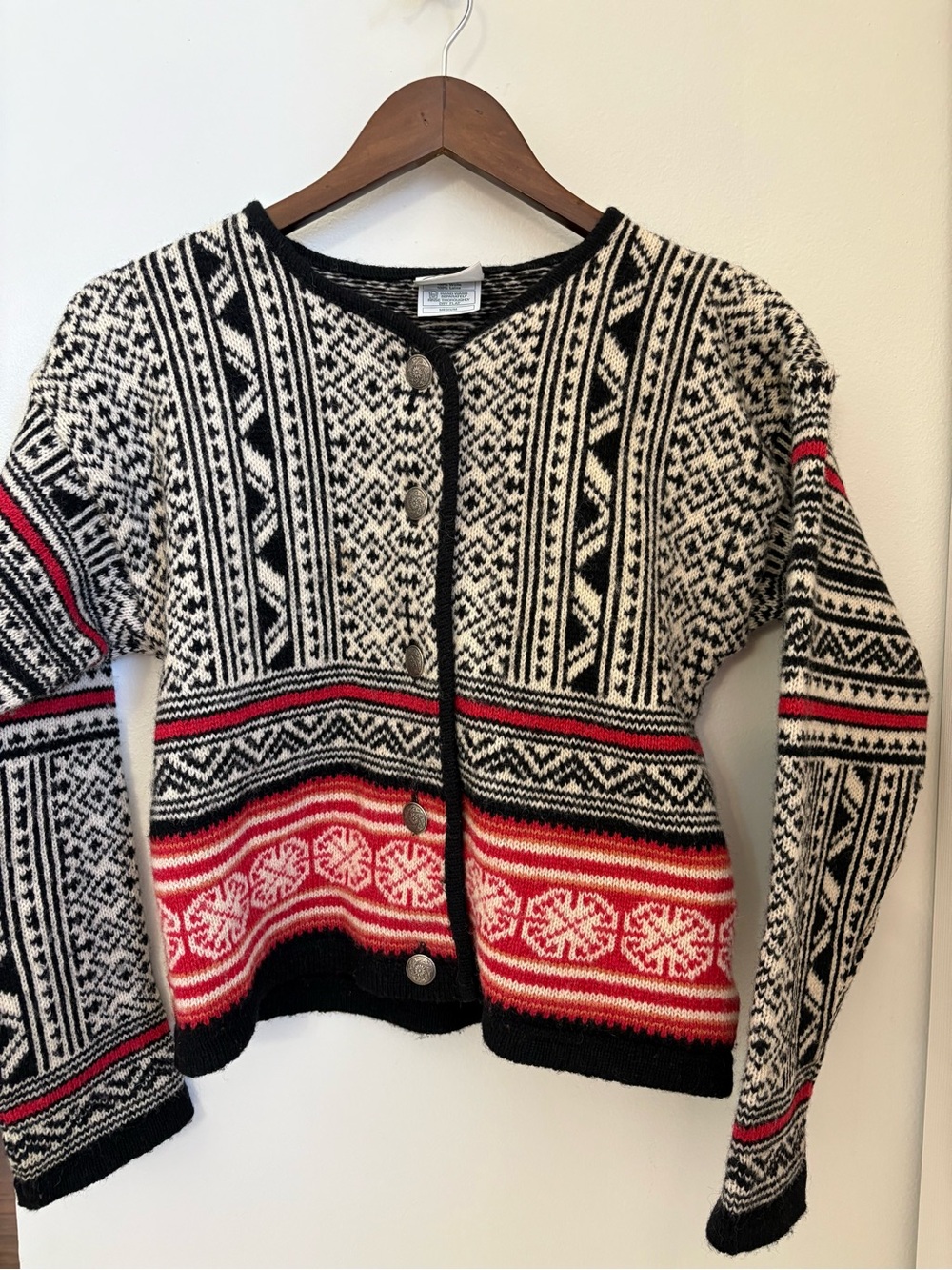 VINTAGE 1980s Laura Ashley 100% Wool Aztec Fair Isle knit cardigan Size: Medium